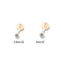 Pendientes Unisex de Oro Amarillo de 14K, Joyería de Lujo, Diseño Español Moderno, para Perforaciones de Oreja, Tragus, Cartílago, Hélix, Rook, con Zirconia