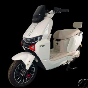 Scooter électrique de course pour adultes EEC COC 60V 20Ah City Battery 2000W/3000W/4000W - Product Image 1