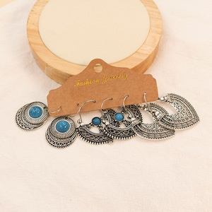 Boucles d'oreilles pendantes tendance en alliage plaqué or antique avec turquoise sertie clos, style bohème, pour femme - Product Image 3