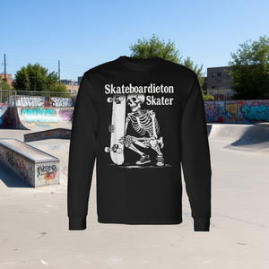 Camiseta de manga larga con diseño gráfico de esqueleto de skater, color negro, tema de skateboarding - Product Image 3