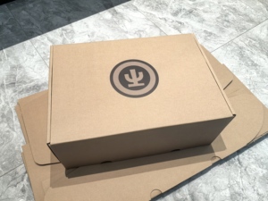 Scatola di Cartone Ondulato Kraft <span class=keywords><strong>B</strong></span> Flute Extra Large Resistente Riciclabile di Alta Qualità per Spedizioni Express con Logo Personalizzato - Product Image 1