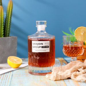 Bouteilles rondes de vin, whisky et <span class=keywords><strong>cidre</strong></span>, saké et <span class=keywords><strong>gin</strong></span> de 500ml avec logo transparent en relief Bouteilles de liqueur alcoolisée en verre de brandy avec bouchon en verre - Product Image 1