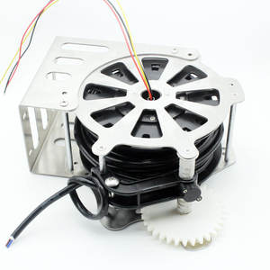 Mella Petit enrouleur de câble rétractable en plastique PP ignifuge sans enchevêtrement de 4 mètres - Product Image 4