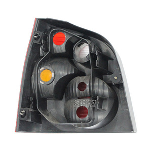 Feux arrière Volkswagen Polo 2002-2005 Rouge Jaune ABS Pièces de rechange - Product Image 4