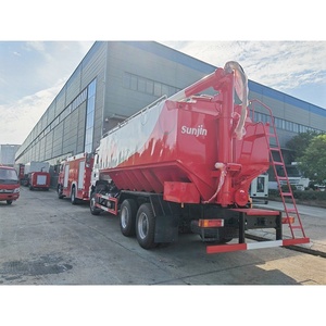 Camión de Transporte de Alimento para Pollos Shacman 6x4 de 20 Toneladas, Nuevo, con Jaula Hidráulica, Combustible Diésel, Transportador de Alimento a Granel - Product Image 5
