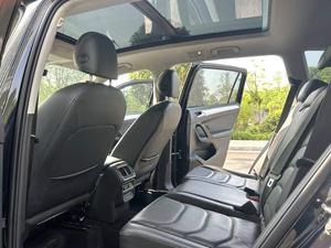 Volkswagen <span class=keywords><strong>Tiguan</strong></span> L 330TSI automatique, édition confort, SUV panoramique avec sièges en cuir, spacieux, d'<span class=keywords><strong>occasion</strong></span>, <span class=keywords><strong>2019</strong></span>-2024 - Product Image 6