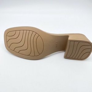 Huadong <strong>Rubber</strong> Square Toed <strong>Women</strong> <strong>Boots</strong> Shoe <strong>Sole</strong> Trendy Shoe Outsole - Product Image 2
