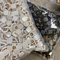 Baju Wanita bentuk tidak beraturan, mode 10mm pakaian bentuk tidak beraturan hitam putih kancing mutiara, baju rajut wanita kancing dekoratif