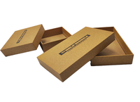 Emballage de perruque personnalisé en carton noir écologique avec matériaux recyclés, fermeture magnétique, doublure en éponge et lamination brillante