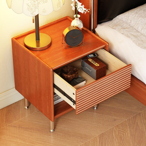 Mesita de noche de madera maciza con cajón de almacenamiento para dormitorio, estilo retro - Product Image 2