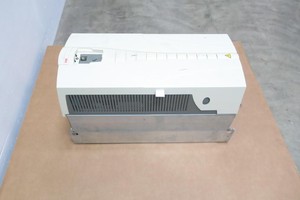 Variateur de fréquence ACS550-U1-157A-4 380-480VAC 0-500Hz 0-480VAC PLC - Product Image 1