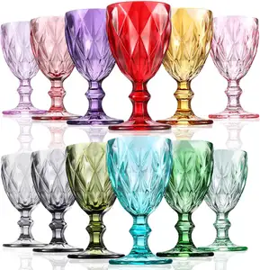 Düğün parti Banqut yüksek temizle renkli 8 oz kök Vintage desen kabartmalı ile şarap kadehi Goblets Stemmed