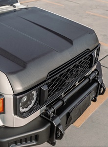 Kit carrosserie YICKU pour Toyota <span class=keywords><strong>Land</strong></span> <span class=keywords><strong>Cruiser</strong></span> <span class=keywords><strong>Série</strong></span> <span class=keywords><strong>7</strong></span>, kits de style de capot modifiés, lifting avant, matériau en fibre de carbone, couvre-capot Toyota LC 7s - Product Image 4