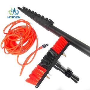 Poteaux télescopiques en fibre de carbone alimentés en eau Brosse à eau Panneau solaire Nettoyage des <span class=keywords><strong>vitres</strong></span> avec brosse - Product Image 3