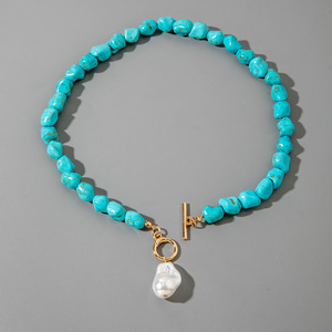 <span class=keywords><strong>Collana</strong></span> con Pendente Artigianale da Donna in <span class=keywords><strong>Turchese</strong></span> Naturale Irregolare e Perla a Forma Speciale, Stile Europeo-Americano - Product Image 4