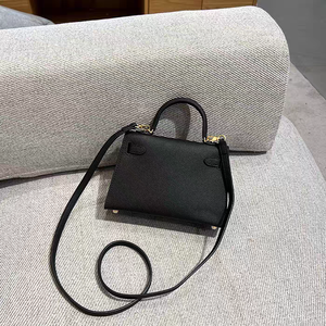 Borsa a Tracolla da Donna in Vera Pelle <span class=keywords><strong>di</strong></span> Lusso Stile Designer, Borsa Elegante per Pendolari, Personalizzazione all'Ingrosso <span class=keywords><strong>di</strong></span> <span class=keywords><strong>Fabbrica</strong></span> - Product Image 2