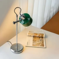 Lampe de table LED populaire 2026 avec bras articulé et angle réglable, alimentation CA, 3 températures de couleur, pour la maison