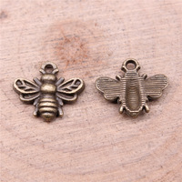 Breloque abeille rayée 11x14mm en alliage de zinc argent antique pour tirettes de fermeture éclair de sac d'apiculteur