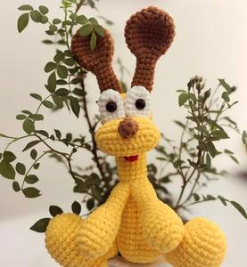 Venta Directa de Fábrica: Adornos de Muñecas Odie Hechos a Mano, Encantadores Colgantes Personalizados para Mochilas, Materiales Premium, Colgante de Ganchillo - Product Image 4