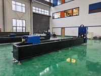 Machine de découpe laser à fibre CNC industrielle 3000W pour profilés en I, acier profilé, acier cornière, tubes carrés et ronds