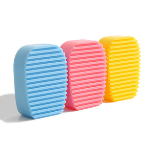 Mini cepillo de limpieza tipo tabla de lavar, cepillo de silicona de mano de color caramelo, tamaño 1, reutilizable para el cuidado de la ropa - Product Image 1