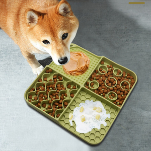 Tapis de nourriture lente pour animaux de compagnie SIMP Pad, pratique, sans BPA, 4 en 1, séparé, à ventouse - Product Image 2