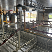 Ligne de peinture en poudre automatique intelligente synchronisée avec four de séchage et contrôle PLC pour composants métalliques d'ascenseurs
