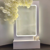 Panneau de présentation de mariage professionnel avec mur de verre en cascade romantique, panneau d'accueil, nouveauté