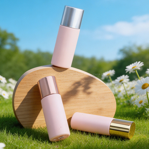 Flacons de crème <span class=keywords><strong>solaire</strong></span> pour le <span class=keywords><strong>visage</strong></span> et le corps de 30 ml, marque CAIYA, rose, blanc, PP, or rose, forme ovale, emballage vide, bouchon à vis, modèle - Product Image 5