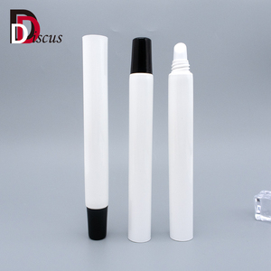 Nhựa mỹ phẩm biểu tượng tùy chỉnh rỗng bán buôn mềm container bóp Lip Gloss Ống Lip Stick ống rỗng mỹ phẩm ống nhựa - Product Image 2