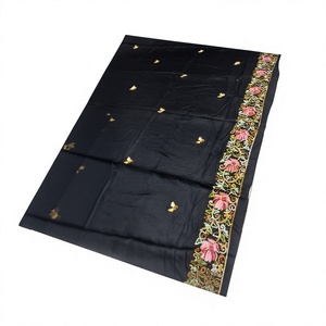 Hijab pour femmes de luxe en coton floral, respirant, doux pour la peau, chaud, traditionnel, de haute qualité, pour toutes les saisons, à porter en extérieur - Product Image 2