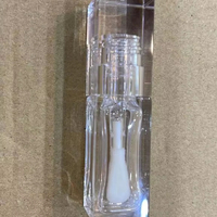 Tubes de gloss à lèvres carrés transparents à faible MOQ, étiquette privée, tubes d'huile à lèvres à gros pinceau, flacons de gloss à lèvres vides en plastique pour cosmétiques