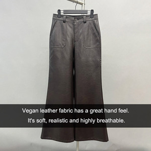 <span class=keywords><strong>Pantaloni</strong></span> <span class=keywords><strong>in</strong></span> <span class=keywords><strong>Ecopelle</strong></span> Vegana da Donna, Vita Alta, Gamba Larga, con Tasche Applicate, Stile Streetwear - Product Image 4