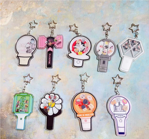 Nueva Colección de Llaveros con Forma de Lightstick de Kpop, Lindos Colgantes Acrílicos, Llavero con Diseño de Personajes de Dibujos Animados - Product Image 2
