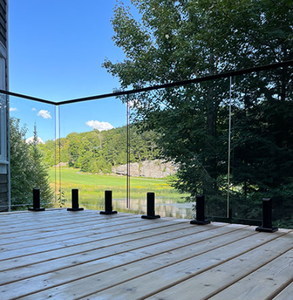 Balustrade de balcon en <span class=keywords><strong>verre</strong></span> sans cadre noir ST | Rail en <span class=keywords><strong>verre</strong></span> trempé avec ergots noir mat pour lofts intérieurs modernes - Product Image 2