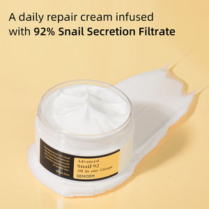 Crème hydratante quotidienne Calantha Private Label Vegan Snail Mucin 92% Acide hyaluronique, réparatrice et éclaircissante <span class=keywords><strong>pour</strong></span> le <span class=keywords><strong>visage</strong></span>, tous types de peau - Product Image 5