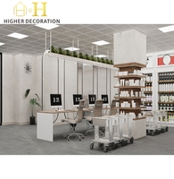 Comptoir de présentation cosmétique minimaliste pour consultation médicale et soins de la peau, vitrine pour l'affichage de produits cosmétiques