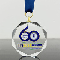 Vente en gros d'usine, médaille octogonale en verre cristal personnalisée à bas prix pour cadeaux souvenirs MH-T426