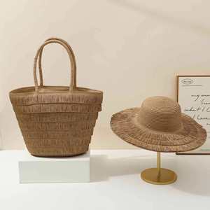 Sac fourre-tout tendance grande capacité pour femme avec fermeture éclair, nouveau sac de plage en paille tressée 2025 avec pompons - Product Image 1