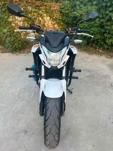 Motocicleta Deportiva <span class=keywords><strong>Honda</strong></span> CB400F 2022 de 4 Cilindros a Gasolina con <span class=keywords><strong>Motor</strong></span> sin Escobillas - Product Image 3