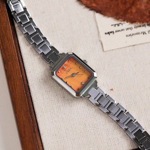 นาฬิกา CILOA รุ่น Gold Retro Square สำหรับผู้หญิง แฟชั่นทันสมัย สไตล์ลำลอง คุณภาพสูง ใหม่ กันน้ำ นาฬิกาควอตซ์ หรูหราเบาๆ เหมาะเป็นของขวัญ - Product Image 6