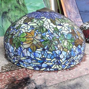 Lámpara de Pie Tiffany de Alta Calidad de 24 Pulgadas, Fabricada en China, con Vidrio de Colores, Base de Latón, Artesanía en Estaño Soldado, para Sala de Estar, Dormitorio, LED - Product Image 5