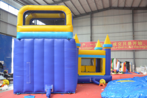 Castillo Inflable Clásico Azul y Amarillo con Tobogán, Doble Torre, Combinación de Brincolín Inflable para Niños, para Alquiler Comercial en Fiestas - Product Image 6