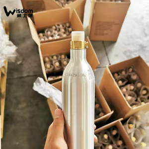 Cilindro de CO2 de Aluminio sin Costuras de 0.6L de Alta Presión, Certificado ISO, para Máquinas de Bebidas y <span class=keywords><strong>Soda</strong></span> - Product Image 4