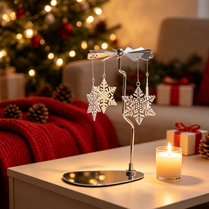 Weihnachtsgeschenke Silberfarbener Kerzenhalter Personalisierter Großhandel Edelstahl Wärmebetriebener Rotierender Drehbarer Kerzenständer - Product Image 1