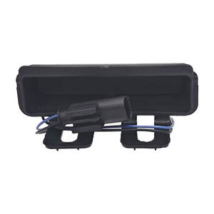 Interrupteur automatique A4517470187 pour la poignée du hayon des modèles Mercedes-Benz SmartFortwo 451 de 2009 à 2015 - Product Image 3