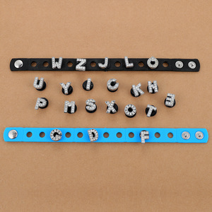 <span class=keywords><strong>Sandalias</strong></span> de aleación con diamantes de imitación, accesorios de charm de zapato con palabras doradas, hebilla de zapato con letras y corona, superventas - Product Image 4