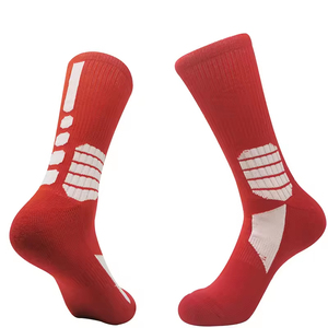 Chaussettes de sport pour hommes en gros : Chaussettes de basketball et de course à compression, rembourrées, avec options personnalisées - Product Image 4