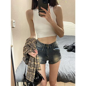 2025 American Retro Hot Girl Hip algodón Denim Shorts mujeres cintura alta adelgazamiento viejo pierna ancha pantalones calientes estampado nueva tendencia de verano - Product Image 1