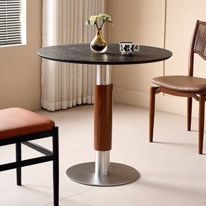 <span class=keywords><strong>Mesa</strong></span> <span class=keywords><strong>de</strong></span> Comedor <span class=keywords><strong>Redonda</strong></span> <span class=keywords><strong>de</strong></span> <span class=keywords><strong>Madera</strong></span> Maciza <span class=keywords><strong>de</strong></span> Estilo Medieval para Apartamentos Pequeños, Hogares, Casas <span class=keywords><strong>de</strong></span> Huéspedes, Hoteles, Cafeterías y Salones <span class=keywords><strong>de</strong></span> Té - Product Image 3